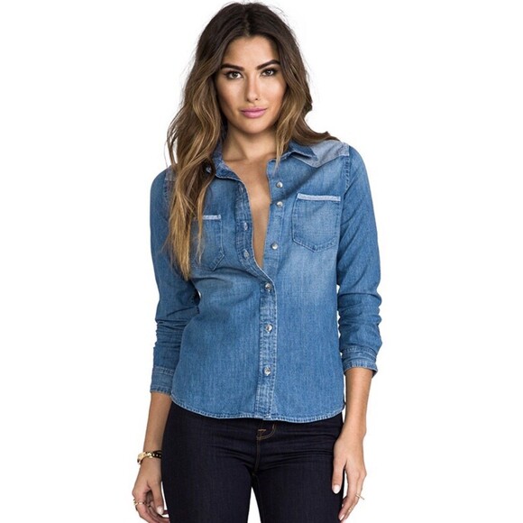 AG Adriano Goldschmied Revolve Women’s Wesley Denim Button Up Chambray Medium - Picture 1 of 8